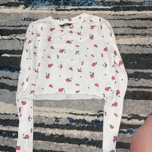 SHEIN M cropped long sleeve white with red roses